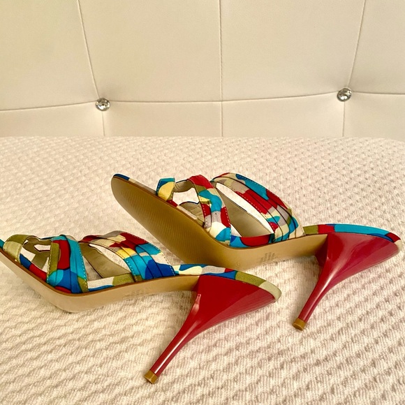 Nine West “Get It Girl” Stiletto Sandals- Size 7.5 Multi-color Mule - NWOT - Picture 4 of 6